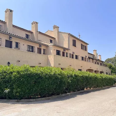 Apartment Calme Avec Terrasse - Saint-raphael - Fr-1-226a-153